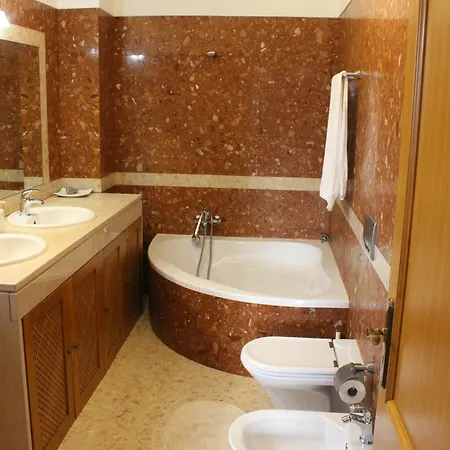 Montechoro Villa *